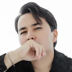 Luister naar Musa Marat, bekijk muziekvideo's, lees de bio, bekijk de tourdata, en meer!