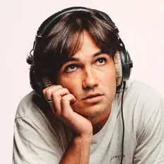 Ouça Kai Manning, assista a videoclipes, leia a biografia, veja as datas das turnês e mais!