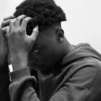 Ascolta undefined, guarda video musicali, leggi la biografia, vedi le date del tour & altro!