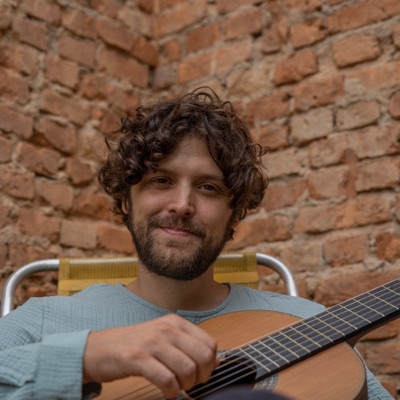 Listen to Hugo Branquinho, watch music videos, read bio, see tour dates & more!