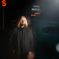 Luister naar Miss Fortune, bekijk muziekvideo's, lees de bio, bekijk de tourdata, en meer!