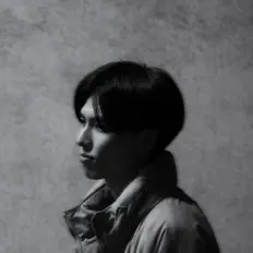 Posłuchaj wykonawcy fuki, obejrzyj teledyski, przeczytaj biografię, zobacz daty tras koncertowych i nie tylko!