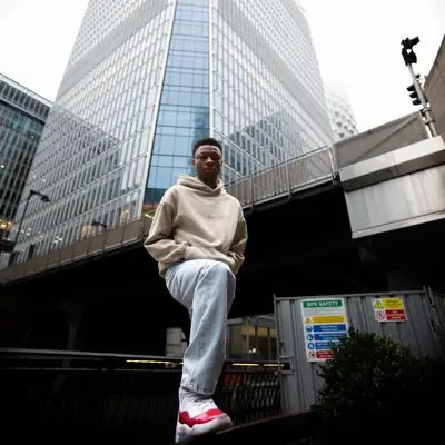 Listen to Ajet 2F, watch music videos, read bio, see tour dates & more!