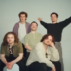 Ascolta The Love Letters, guarda video musicali, leggi la biografia, vedi le date del tour & altro!