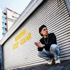 聆聽 Stephen Royale、觀看音樂影片、閱讀小傳、查看巡演日期等！