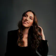 Listen to SARA’H, watch music videos, read bio, see tour dates & more!
