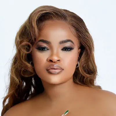 Listen to Asanda Mkhize, watch music videos, read bio, see tour dates & more!