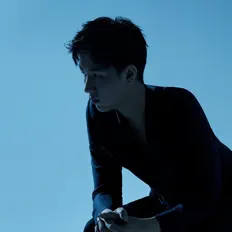 Dengarkan Zixuan Zhang, tonton video musik, baca bio, lihat tanggal tur & lainnya!