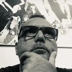 聆聽 Tommy Caputo、觀看音樂影片、閱讀小傳、查看巡演日期等！