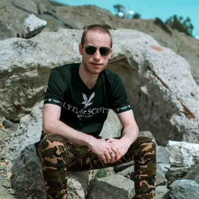 Listen to Игорь Ефименко, watch music videos, read bio, see tour dates & more!