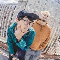 Dr.BULLDOGを聴いたり、ミュージックビデオを鑑賞したり、経歴やツアー日程などを確認したりしましょう！