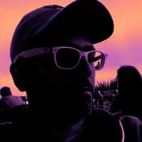 Ouve undefined, vê vídeos de música, lê a biografia, vê as datas da digressão e muito mais!