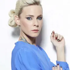 Ascolta Maja Ivarsson, guarda video musicali, leggi la biografia, vedi le date del tour & altro!