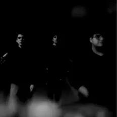 Ascolta Vertigo, guarda video musicali, leggi la biografia, vedi le date del tour & altro!