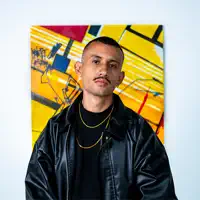 Escucha a undefined, mira videos musicales, lee su biografía, consulta las fechas de las gira y más.