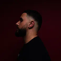 3REN을(를) 듣고, 뮤직 비디오를 보고, 약력을 읽고, 투어 일정 등을 확인하세요!