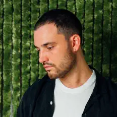 Listen to Nick Mellow, watch music videos, read bio, see tour dates & more!
