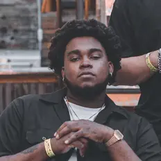 收听 CZARnicholas、观看音乐视频、阅读小传、查看巡演日期等 ！