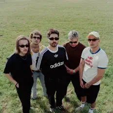 Dengarkan Fiúk, tonton video musik, baca bio, lihat tanggal tur & lainnya!