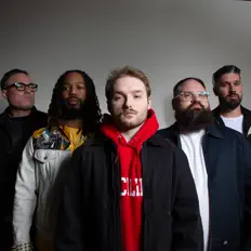 Poslechněte si interpreta Ethan Marc Band, sledujte hudební videa, přečtěte si životopis, podívejte se na data turné a další informace.