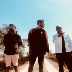 Ouve Ramdaz, vê vídeos de música, lê a biografia, vê as datas da digressão e muito mais!