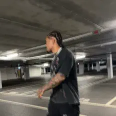 Tav Northを聴いたり、ミュージックビデオを鑑賞したり、経歴やツアー日程などを確認したりしましょう！