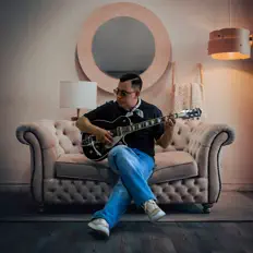 收听 Danny Tinoco、观看音乐视频、阅读小传、查看巡演日期等 ！