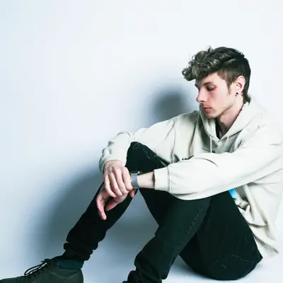 Listen to Dean London Swift, watch music videos, read bio, see tour dates & more!