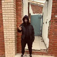 Ascolta undefined, guarda video musicali, leggi la biografia, vedi le date del tour & altro!