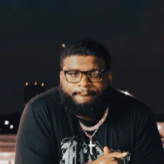 Ouve Mak Mane, vê vídeos de música, lê a biografia, vê as datas da digressão e muito mais!