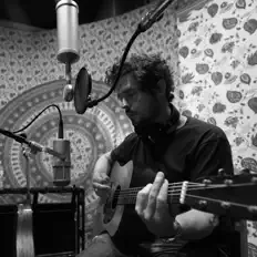 Jeff Campbell dinle, müzik videolarını izle, biyografisini oku, tur tarihlerini ve daha fazlasını gör!