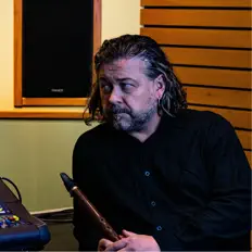 Luister naar Darius Klisys, bekijk muziekvideo's, lees de bio, bekijk de tourdata, en meer!