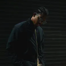 Dengarkan Godard, tonton video musik, baca bio, lihat tanggal tur & lainnya!