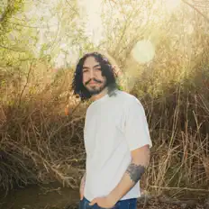 Sani Bronco dinle, müzik videolarını izle, biyografisini oku, tur tarihlerini ve daha fazlasını gör!