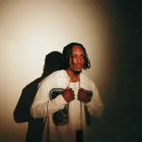 Posłuchaj wykonawcy undefined, obejrzyj teledyski, przeczytaj biografię, zobacz daty tras koncertowych i nie tylko!