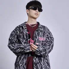 Listen to yb.nobitoo, watch music videos, read bio, see tour dates & more!