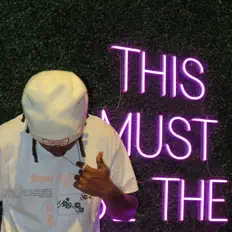 Ouve Rizzyserino, vê vídeos de música, lê a biografia, vê as datas da digressão e muito mais!