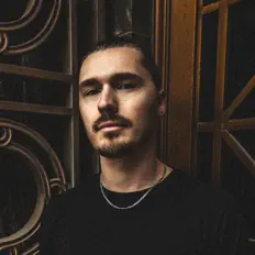 Reverse The Archetype을(를) 듣고, 뮤직 비디오를 보고, 약력을 읽고, 투어 일정 등을 확인하세요!