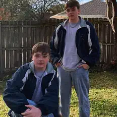 收听 Guiltridden、观看音乐视频、阅读小传、查看巡演日期等 ！