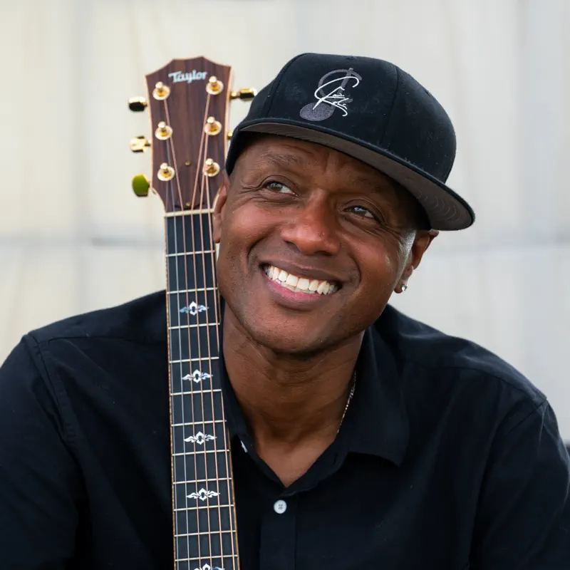 Javier Colon - Shazam