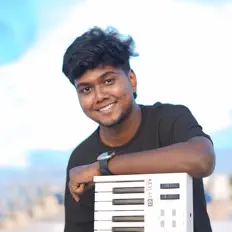 Dengarkan Kalaivananoffl, tonton video musik, baca bio, lihat tanggal tur & lainnya!