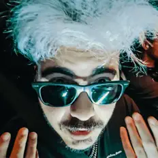 Listen to İstare, watch music videos, read bio, see tour dates & more!