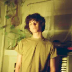 roman around을(를) 듣고, 뮤직 비디오를 보고, 약력을 읽고, 투어 일정 등을 확인하세요!