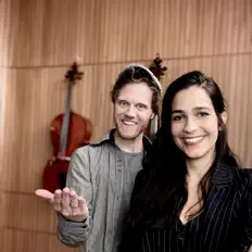 Hör dir Steyl an, schau dir Musikvideos an, lies die Biografie, finde Tourdaten und mehr!