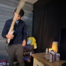 Poslechněte si interpreta Noey c, sledujte hudební videa, přečtěte si životopis, podívejte se na data turné a další informace.