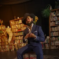 Escucha a Tiago Silva, mira videos musicales, lee su biografía, consulta las fechas de las gira y más.