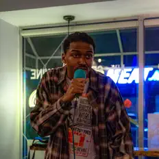 Posłuchaj wykonawcy Keogea, obejrzyj teledyski, przeczytaj biografię, zobacz daty tras koncertowych i nie tylko!