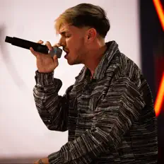 聆聽 Malbo、觀看音樂影片、閱讀小傳、查看巡演日期等！