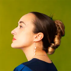 Écoutez Molly Green, regardez des vidéoclips, lisez la biographie, consultez les dates de tournée et plus encore !