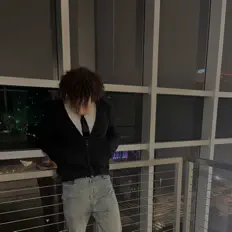 Ouve Jerusalem Stovall, vê vídeos de música, lê a biografia, vê as datas da digressão e muito mais!